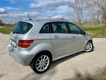 Mercedes-Benz B200 CDI - 6