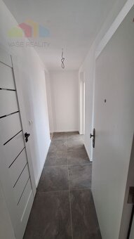 2 izbový byt Bánovce nad Bebravou / CENTRUM / LOGGIA / KOMPL - 6