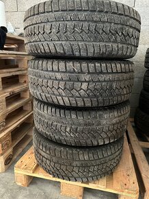 5x112R18  235/45/R18 - 6