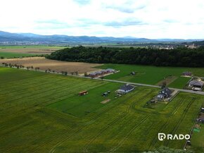 RADO | Exkluzívne 4-izbový bungalov na slnečnom pozemku v Tu - 6