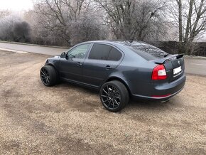 Škoda Octavia RS 2.0TSi DSG - 6