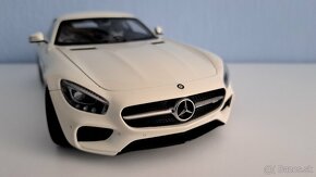 MERCEDES AMG GT-S 1:18 AutoArt - 6