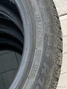 Zimné pneu Pirelli Sottozero II 235/45 R18 98V - 6