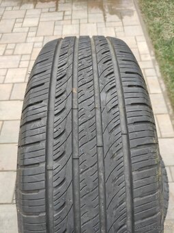 Pneu 235/70 R16 - 6