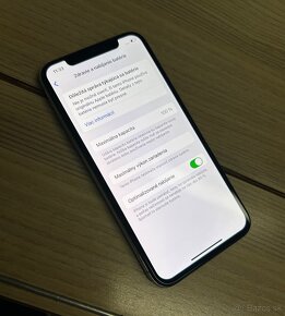 iPhone XS 64GB Silver - 100% batéria - 6