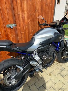 yamaha mt07 - 6