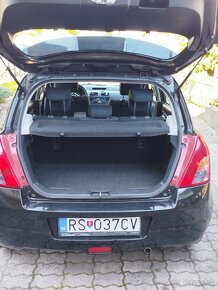 Suzuki Swift 1.3 . - 6