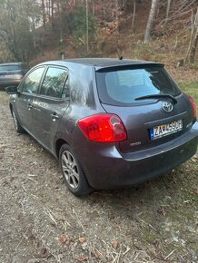 Toyota auris 1.6 benzín plna vybava - 6