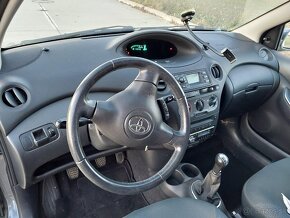 Toyota Yaris 1.0 VVT-i Terra - 6