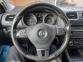 VW Golf variant - 6