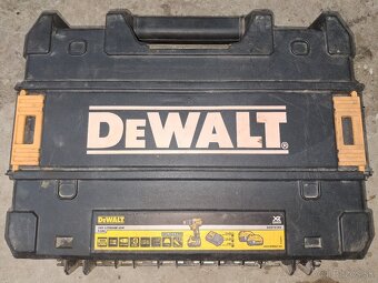 Dewalt - 6