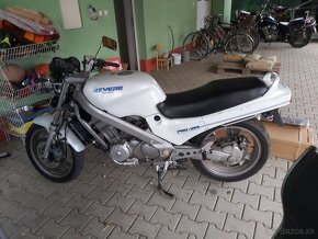 Honda Revere 650 - 6