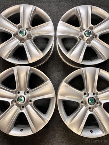 5x112 R17 originál alu Škoda Yeti - ET45 - TOP - 6