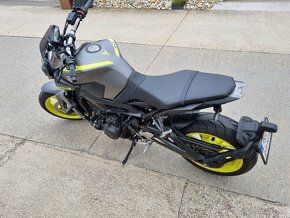 Yamaha MT09 - 6