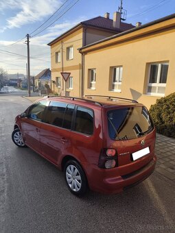 VW Touran 2.0 TDI DSG automat - 6