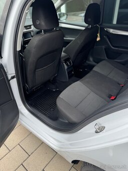 Škoda Octavia combi 1.6 tdi - 6