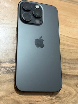 Predám Apple iPhone 15 PRO MAX 512GB Black Známky používania - 6