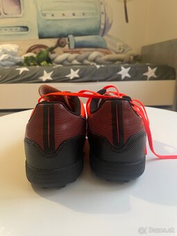 Futbalové kopačky adidas f5 turfy 44,5 - 6