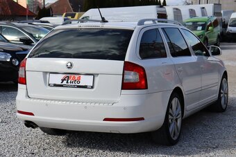 Škoda Octavia Combi 2.0 TDI CR DPF RS DSG - 6