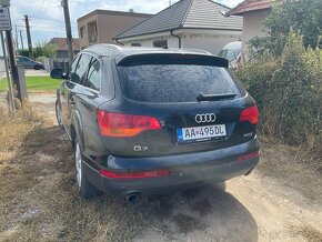 Audi Q7 POŠKODENÝ MOTOR - 6