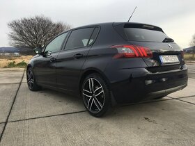 Peugeot 308 1.2 PureTech S&S Style E6.2 - 6