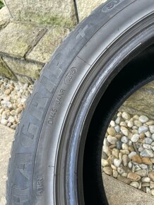 235/60 r18 Goodyear - 6