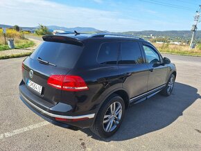 VW Touareg R-line 3.0 TDI - 6