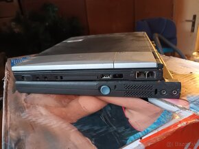 Laptop Compaq EVO N 400 C s dokovacou stanicou - 6