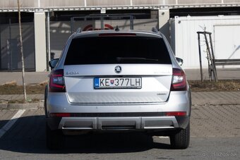 Škoda Octavia Combi 2.0 TDI Scout DSG 4x4 EU 6 - 6