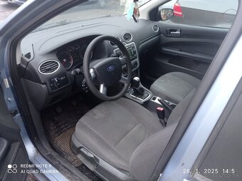 Ford focus mkII    1.6tdci    66kw - 6