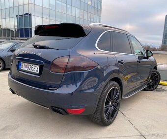 Porsche Cayenne - 6