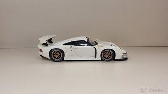 1:18 PORSCHE 911 GT1 - 6