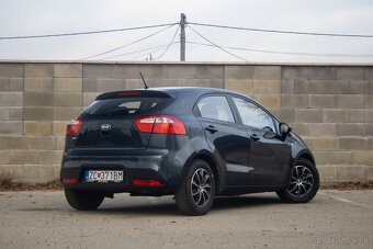 Kia Rio - 6