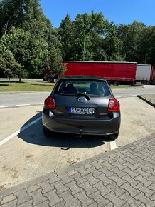 Toyota Auris 1.6 benzín,91kw 140.000km  top stav - 6