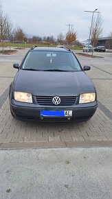 Volkswagen Bora variant 1.9.85kw RV. 2000 - 6