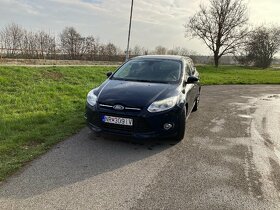 Ford Focus Combi 2.0 TDCi DPF TITANIUM - 6