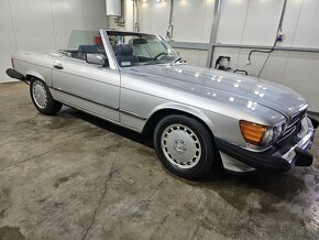 Mercedes Benz 560SL - 6