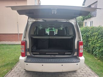 Dodge Nitro 2,8 CRD 4x4 manual 6st. 2007 - 6