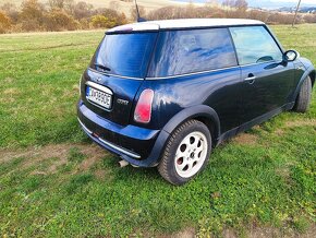 Predám Mini Cooper 1.6 85kw 2004 benzín prevodovka automat - 6