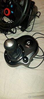 Logitech G29 + Logitech Driving Force Shifter - 6