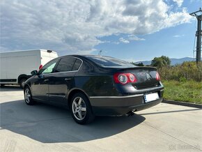 Volkswagen Passat 2.0 TDI Highline DSG - 6