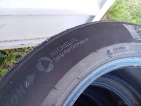 235/55R17 Zimné pneumatiky Michelin - 6