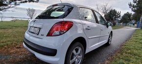 peugeot 207 , 1,4  70KW, rok 2012 - 6