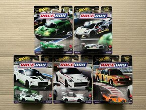 Hot Wheels Premium - 6