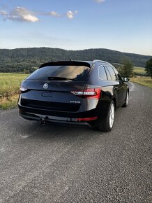 Škoda Superb Combi 2.0 TDI - 6