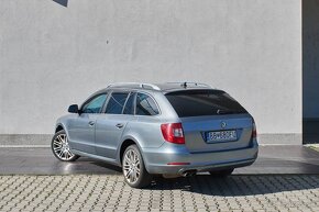 Škoda Superb Combi 2.0 TDI CR 4x4 140k AM Inspire DSG - 6