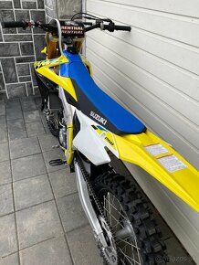 Suzuki RMZ 250 - 6