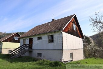 Priestranný rodinný dom so záhradou v príjemnom prostredí - 6