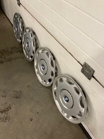 BMW puklice 15" - 6