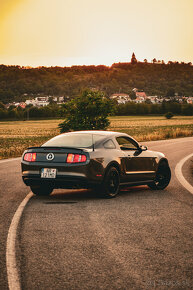 Ford Mustang 3,7l V6 2011 - 6